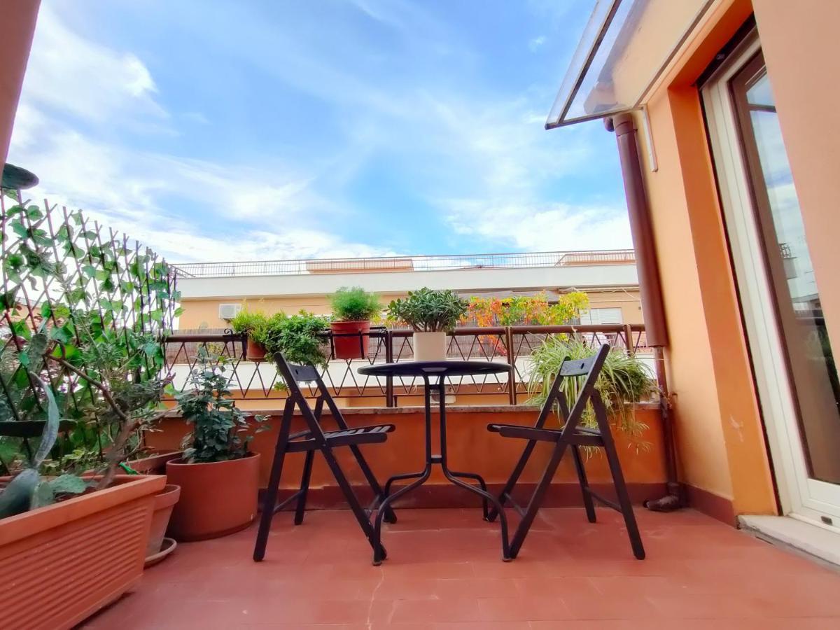 Casa Francesca Zona Gemelli Apartment Рим Екстериор снимка
