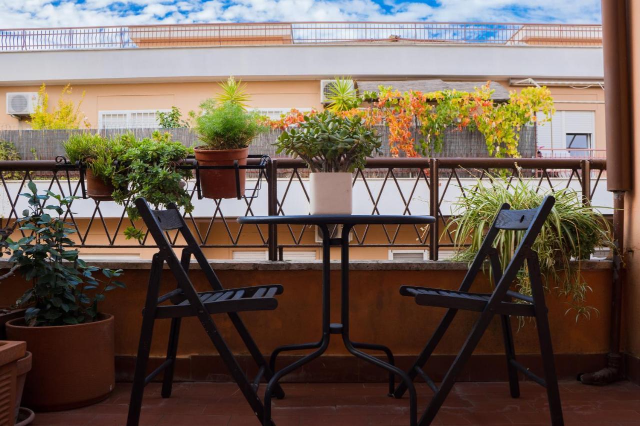 Casa Francesca Zona Gemelli Apartment Рим Екстериор снимка